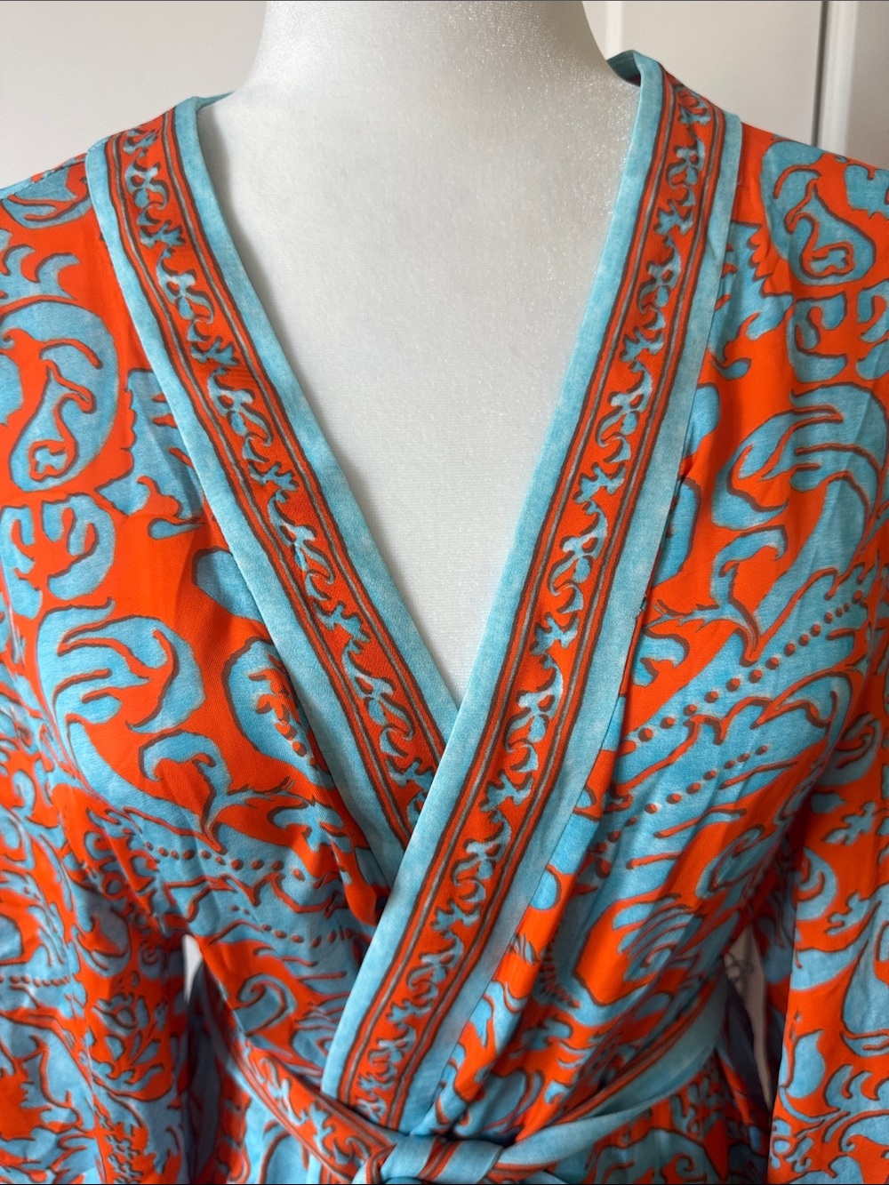 Alice + Olivia Orange and Aqua Floral Kimono Dress with Tie Belt - Picture 3 of 10